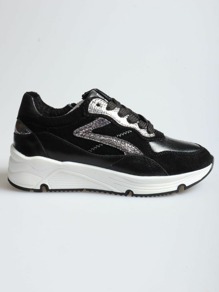 Hippe zwarte sneakers 2025